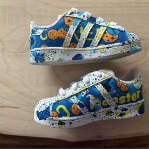 Custom shoes